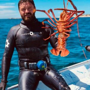 AUSSIE REELS WETSUITS