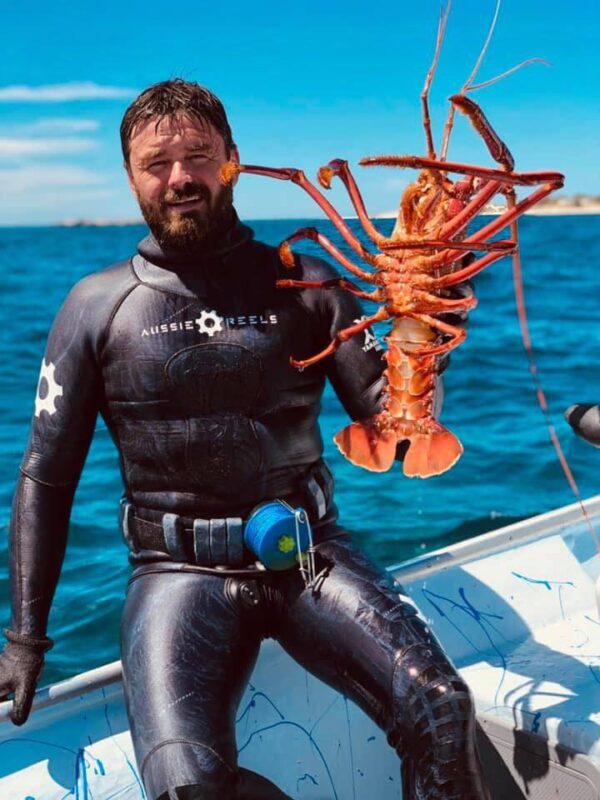 AUSSIE REELS WETSUITS
